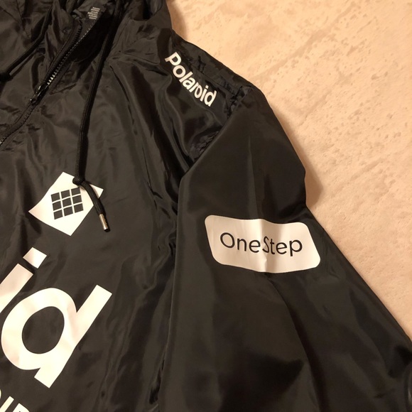 Polaroid Windbreaker - Picture 3 of 8